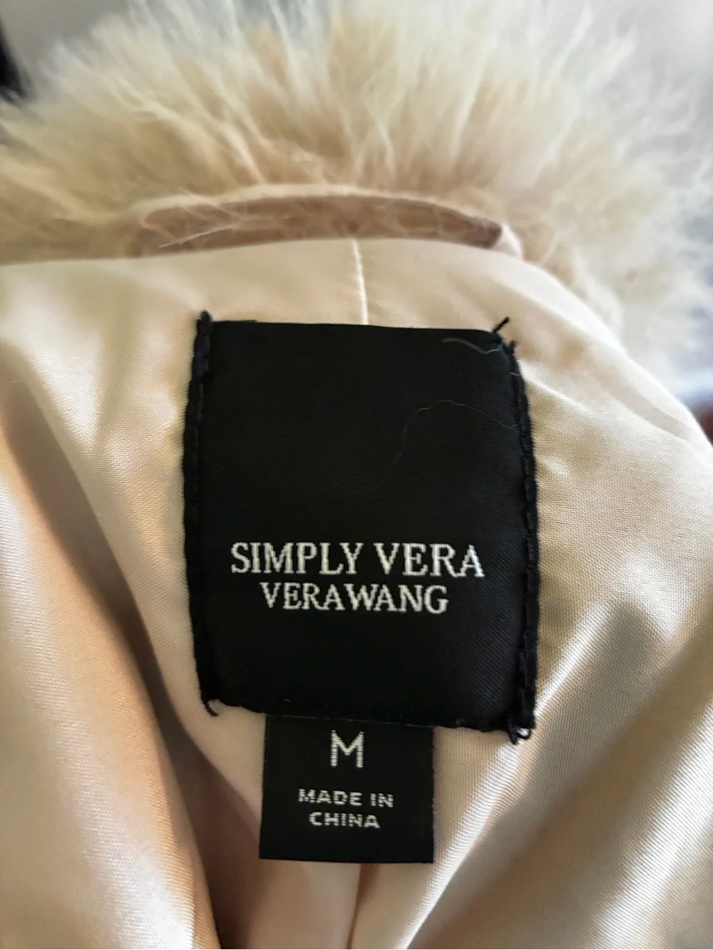 Simply Vera Vera Wang Soft Light Cream Teddy Coat with Shawl Collar. Size Medium